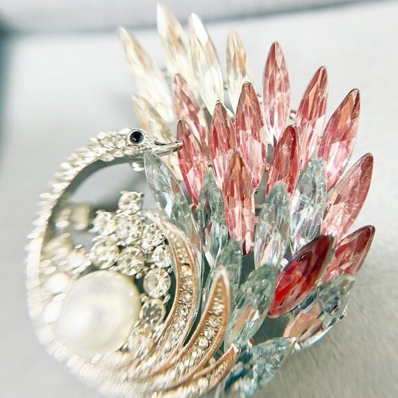 crystal swan brooch, silver brooch, women's brooch, suit brooch, pearl brooch - Picture 2 of 7